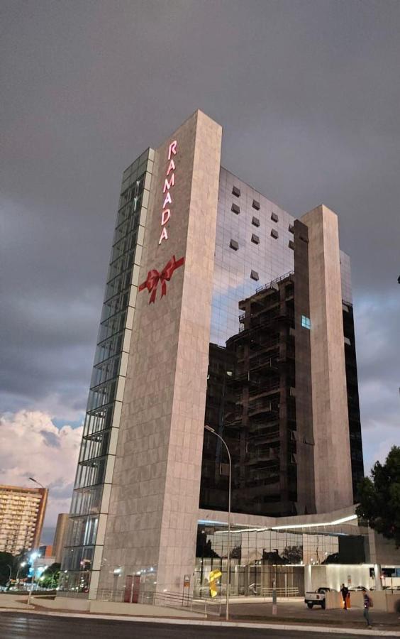 Ramada By Wyndham Brasilia Alvorada Hotel Exterior photo