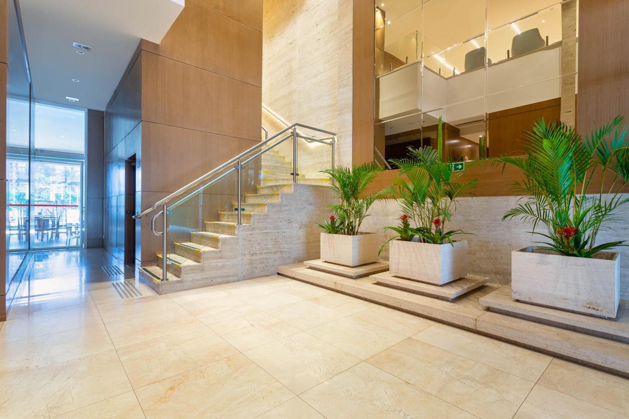 Ramada By Wyndham Brasilia Alvorada Hotel Exterior photo